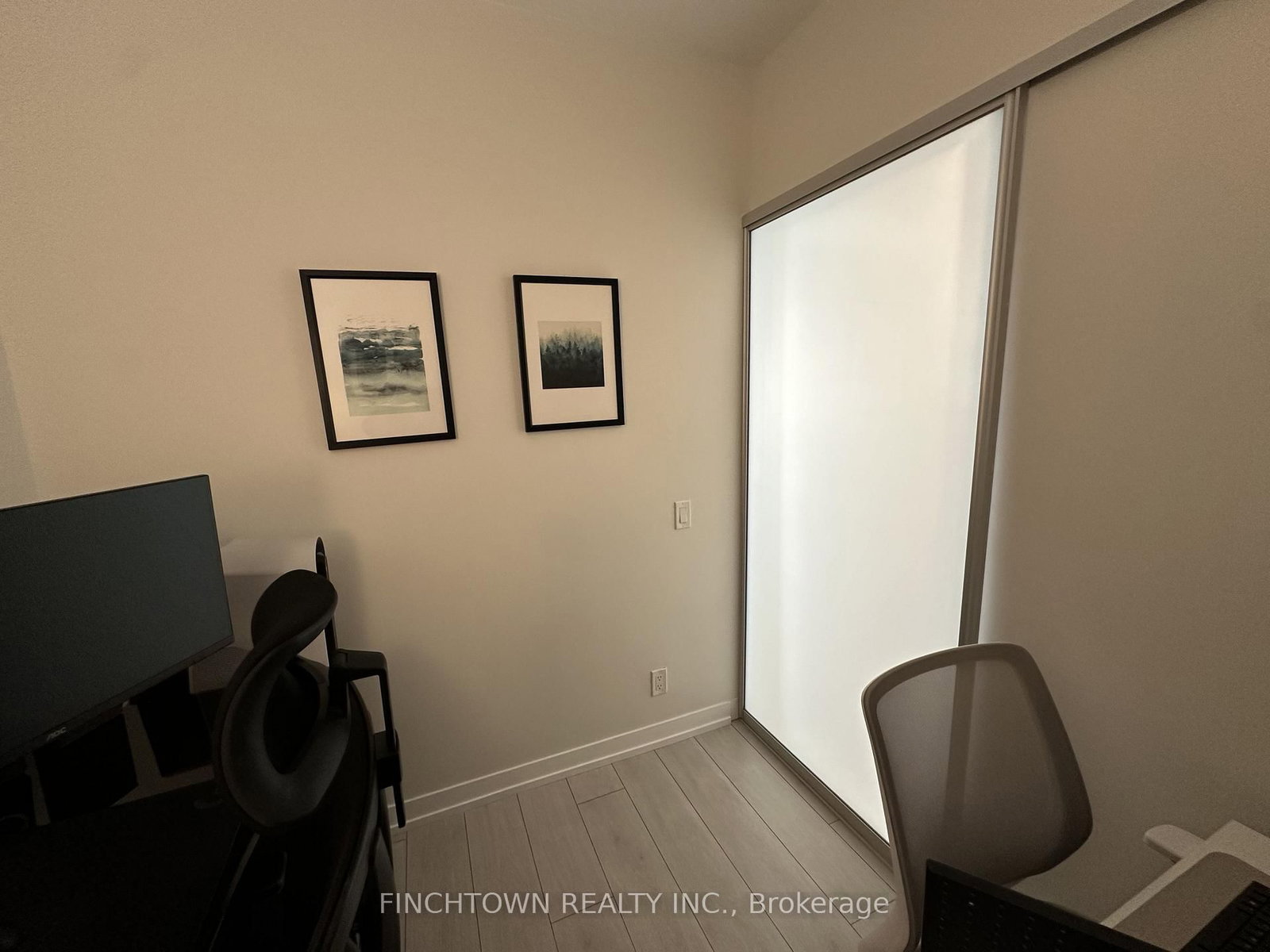 PH09-5 Buttermill Ave, Vaughan, view 13