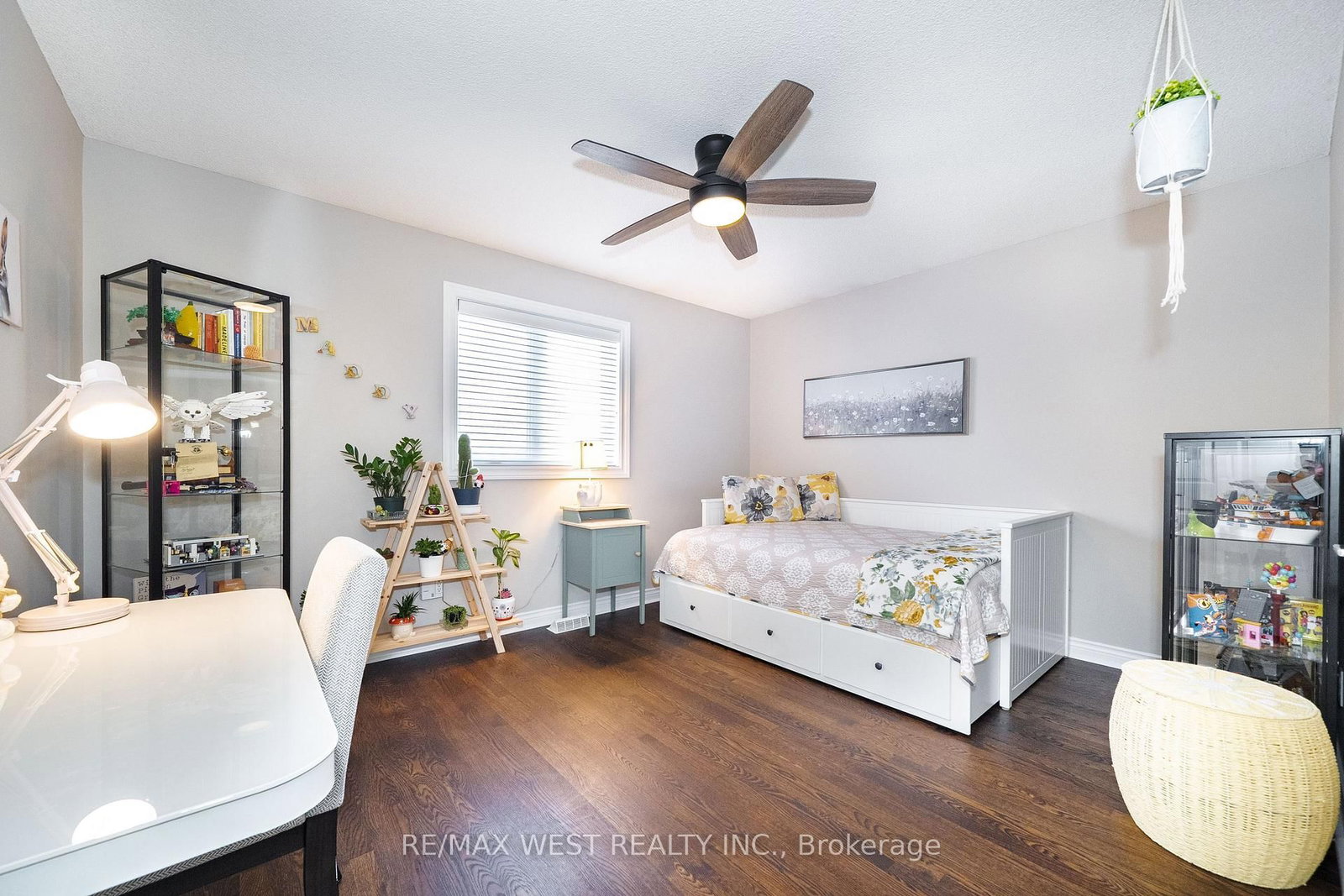 98 Arrowhead Drive • Vaughan, ON photo 15