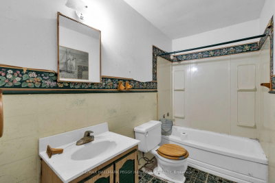 24 Lee Avenue • Essa, ON photo 8