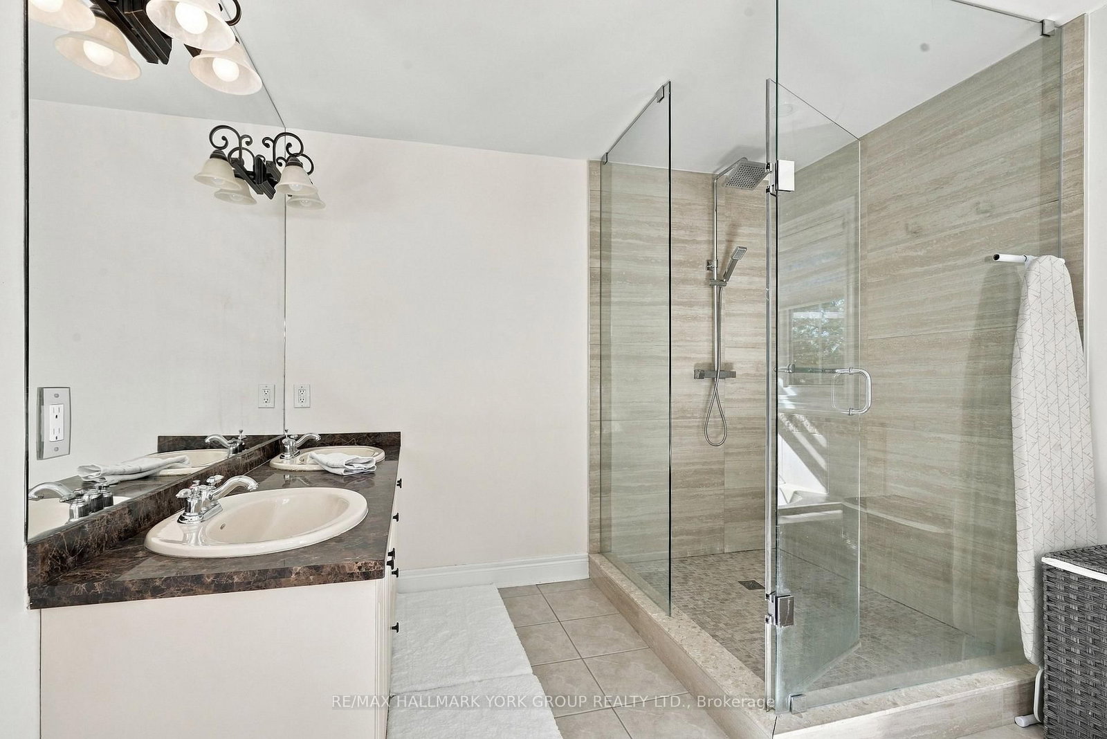 280 Paradelle Drive • #36 • Richmond Hill, ON photo 19