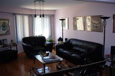 10 Pinewood Dr, Vaughan, L4J5P3 | Image 2