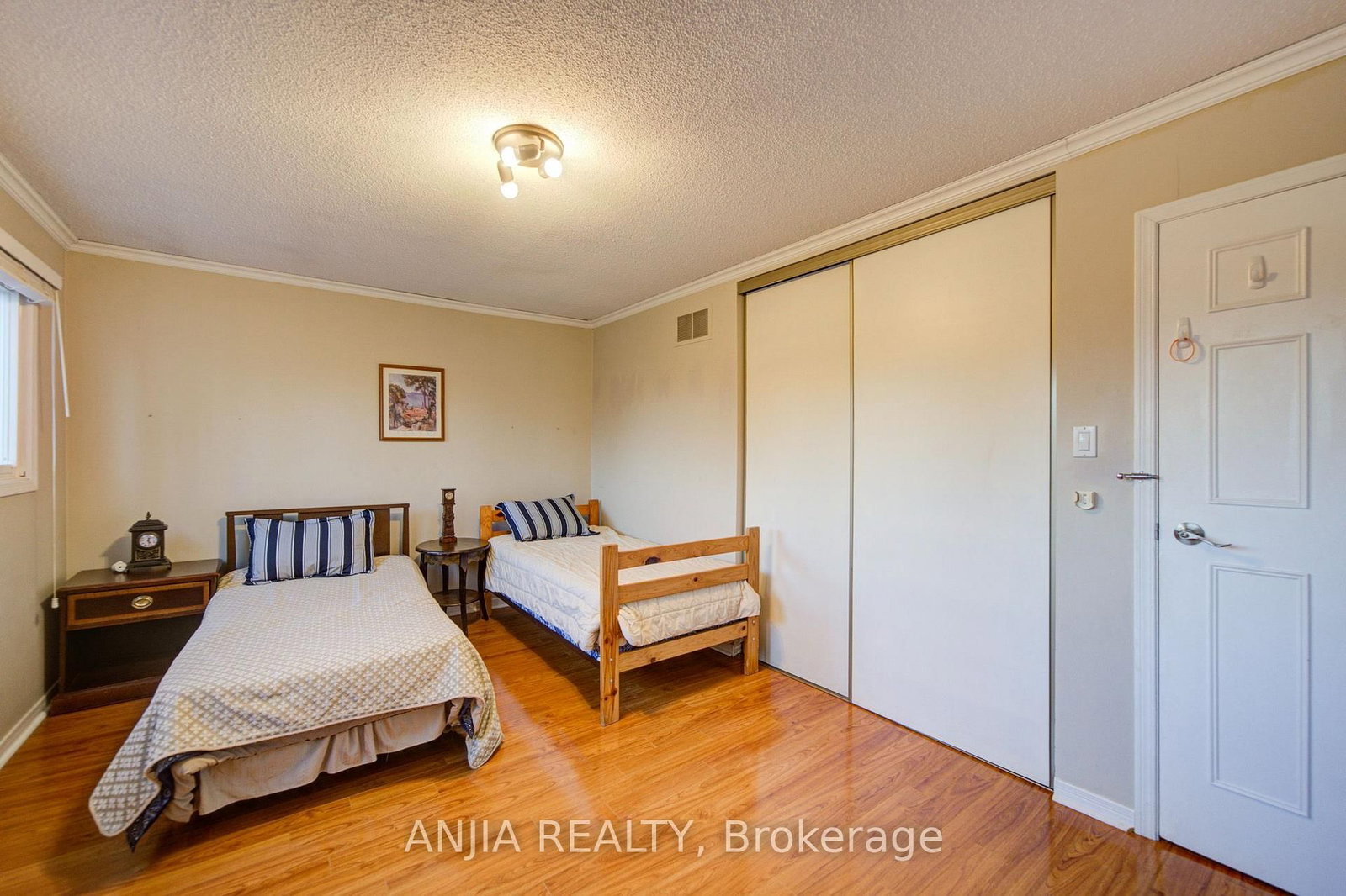 8 Millcroft Way • Vaughan, ON photo 24