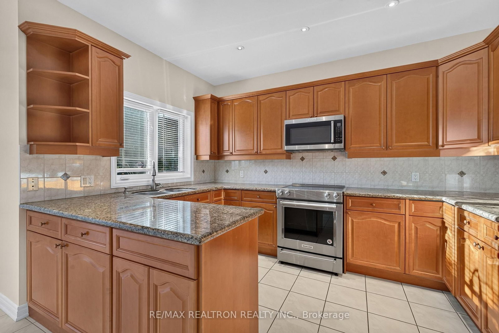 12 Loudon Cres, Vaughan, view 14