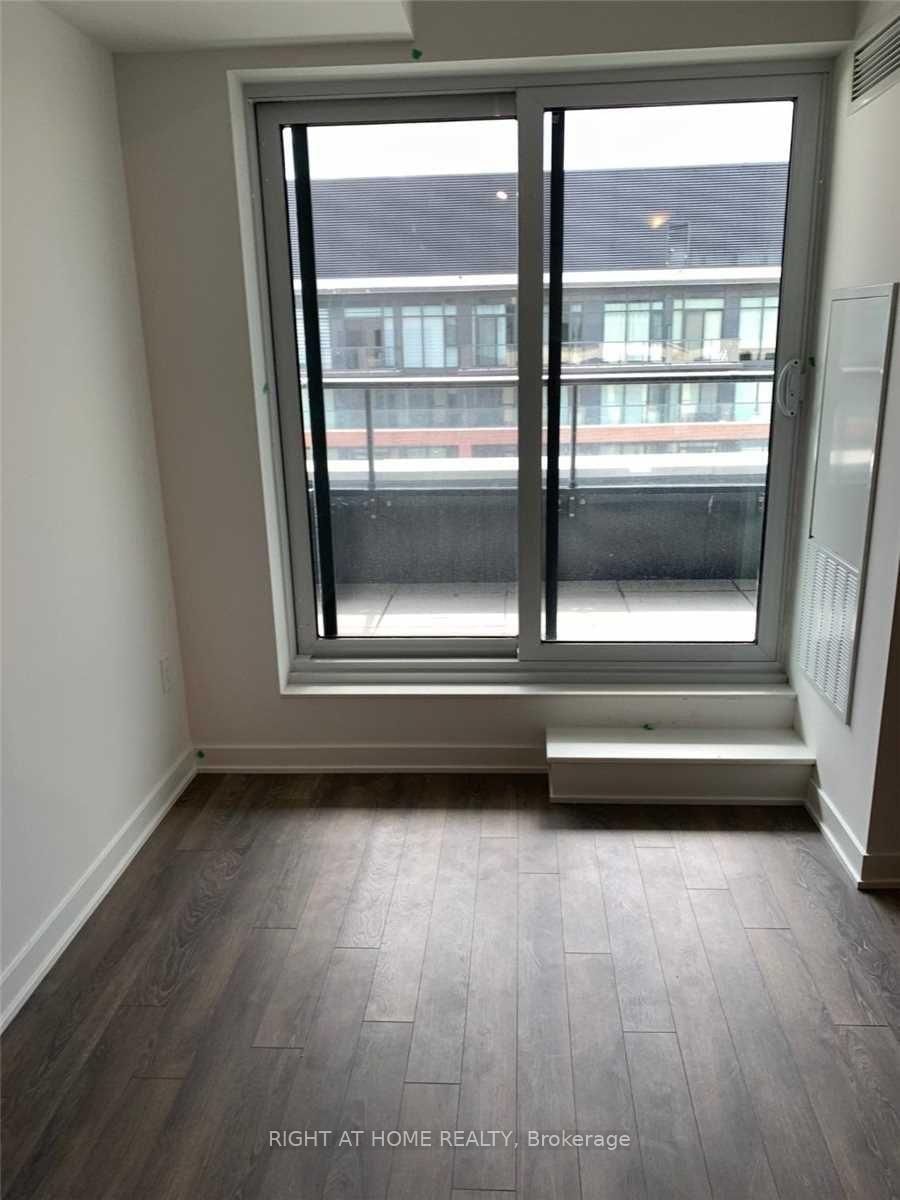 1008-100 Eagle Rock Way, Vaughan, view 15