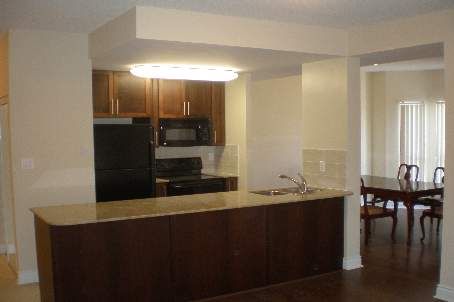 505 - 160 Woodbridge Ave, Vaughan, L4L2S7 | Image 2