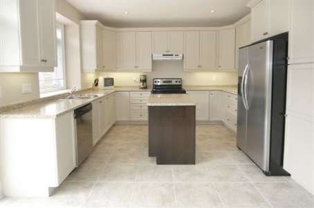 71 Golden Meadow Dr, Markham, L6E1E9 | Image 3