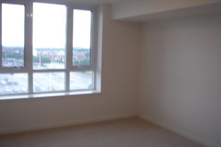 803 - 7363 Kennedy Rd, Markham, L0H1K0 | Image 3