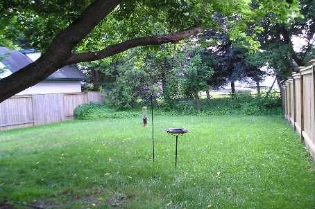 88 Moray Ave, Richmond Hill, L4E3E2 | Image 2