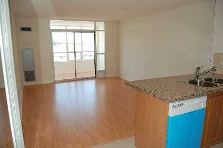 613 - 7363 Kennedy Rd, Markham, L0H1K0 | Image 3