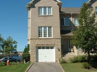 7 - 10719 Bathurst St, Richmond Hill, L4C7V3 | Image 2