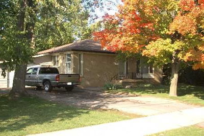 Detached House sold at 102 Murray Drive, Aurora, Ontario, L4G2C5 - Aurora Highlands - MLS: N1474198