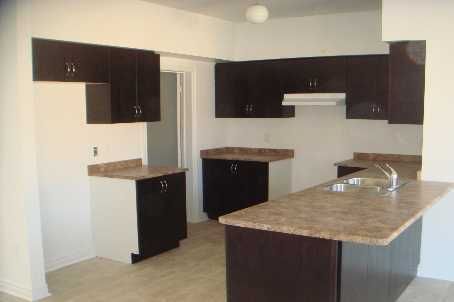 5 Bellcroft Lane, Markham, L6B0N7 | Image 2