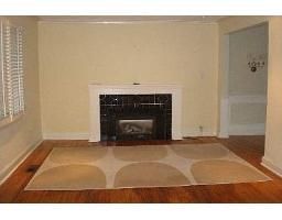 420 Elmwood Ave, Richmond Hill, L4C1M3 | Image 2