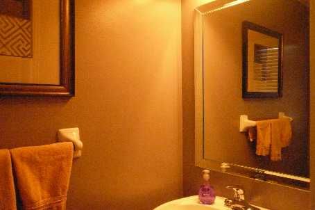 49 Chiara Dr, Vaughan, L6A3K3 | Image 2