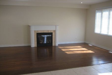 3 Prince Of Wales Dr, Markham, L6C0E1 | Image 2