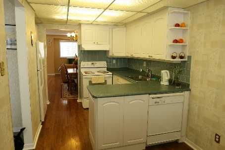 19 Backus Crt, Markham, L3P6V6 | Image 3