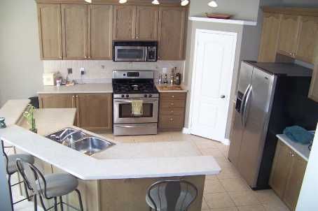 1091 Booth Ave, Innisfil, L9S4W6 | Image 2