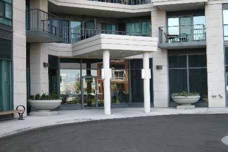 911 - 185 Oneida Cres, Richmond Hill, L4B0B1 | Image 2