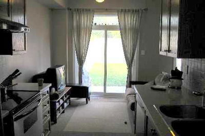 Unit 67 — 8 Townwood Dr, Richmond Hill - Jefferson image-0-2