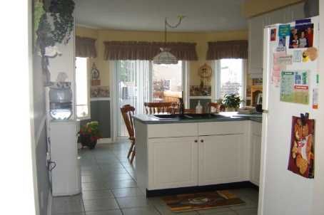 6 Amberview Dr, Georgina, L4P3X6 | Image 3