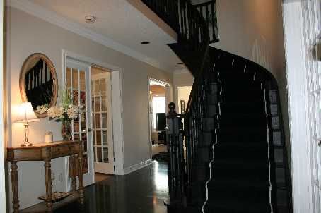 19 Arvida Dr, Vaughan, L4J7X8 | Image 2