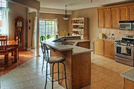 1091 Booth Ave, Innisfil, L9S4W6 | Image 2