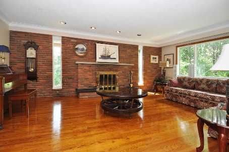 140 Ravendale Crt, Vaughan, L0J1C0 | Image 2