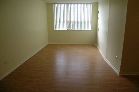 312 - 7398 Yonge St, Vaughan, L4J1V8 | Image 2