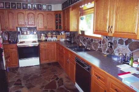 2314 Crystal Beach Rd, Innisfil, L9S3W9 | Image 2