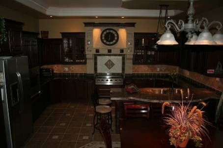 129 Lakeland Cres, Richmond Hill, L4E3A1 | Image 2