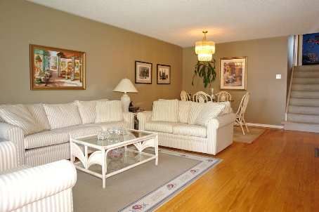 31 Colonsay Rd, Markham, L3T3E9 | Image 2