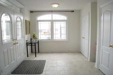 120 Valley Vista Dr, Vaughan, L6A0Z5 | Image 3