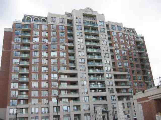 Unit 502 — 330 Red Maple Rd, Richmond Hill - Langstaff image-0-0