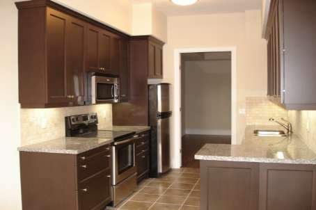 101 - 10101 Yonge St, Richmond Hill, L4C1T7 | Image 3