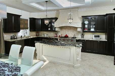 232 Luca Ave, Vaughan, L6A0X3 | Image 3