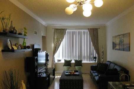 105 - 62 Suncrest Blvd, Markham, L3T7Y6 | Image 3
