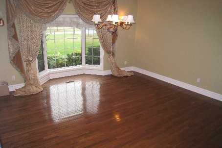 5 Dafoe Crt, Aurora, L4G7C8 | Image 2