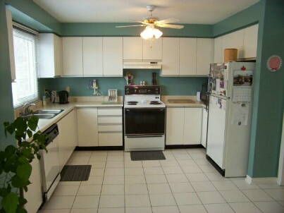 719 Shanahan Blvd, Newmarket, L3X1P8 | Image 2