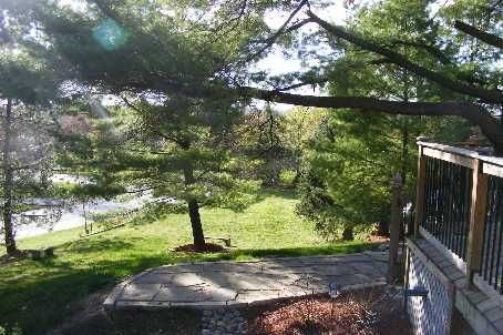 77 Cook Dr, King, L0G 1J | Image 2