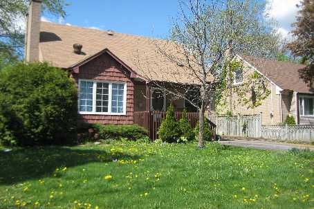 120 Pugsley Ave, Richmond Hill, L4C1Z9 | Image 2