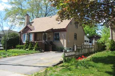 120 Pugsley Ave, Richmond Hill, L4C1Z9 | Image 3