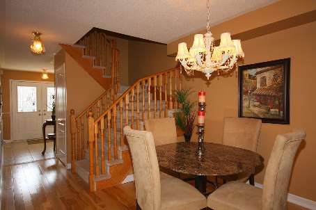 6 Winklers Lane, Markham, L6B1C4 | Image 3