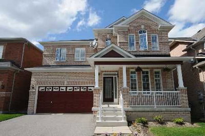 Detached House sold at 30 Chippingwood Manr, Aurora, Ontario, L4G 7R - Bayview Wellington - MLS: N1870497