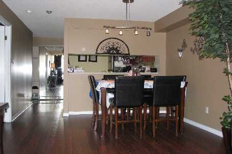 501 - 309 Major Mackenzie Dr E, Richmond Hill, L4C9V5 | Image 3