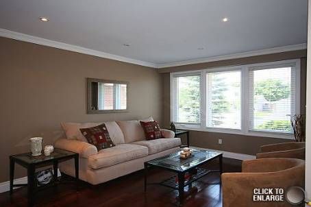 266 London Rd, Newmarket, L3Y6K8 | Image 2