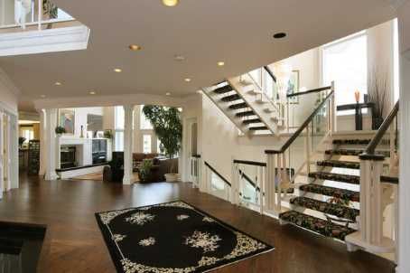 206 Arnold Ave, Vaughan, L4J1B9 | Image 3