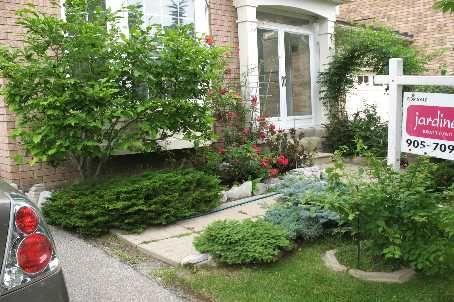 12 Castlemore Ave, Markham, L6C2B3 | Image 2