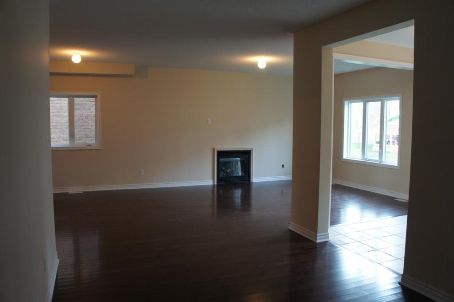 15 Jonas Millway, Whitchurch-Stouffville, L4A0M4 | Image 2