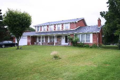 Detached House sold at 19 Fairway Heights Crescent, Markham, Ontario, L3T1K1 - Bayview Fairway-Bayview Country Club Estates - MLS: N1927120