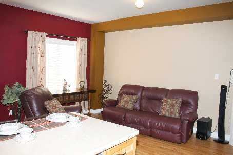 32 Arco Circ, Vaughan, L63Z7 | Image 3